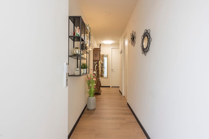 Photo 23 of Huls 46-B