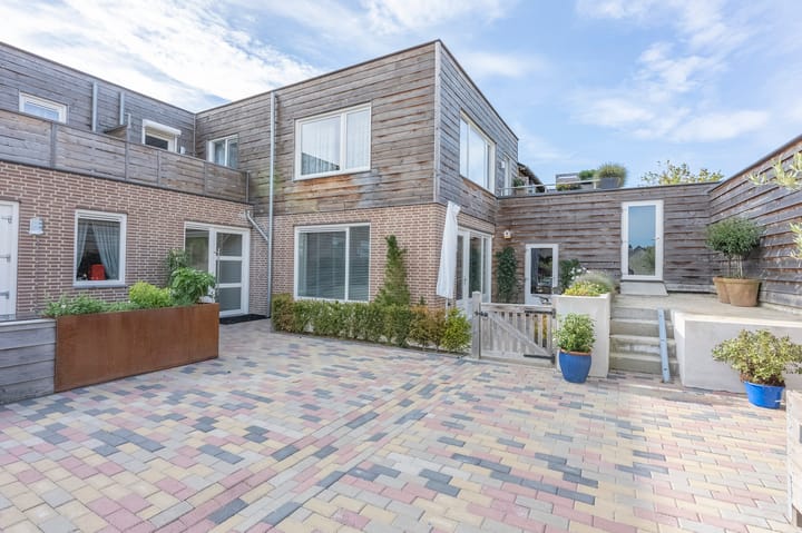 Photo 26 of Huls 46-B