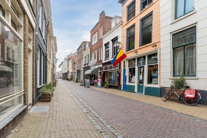 Foto 10 van Burgstraat 25