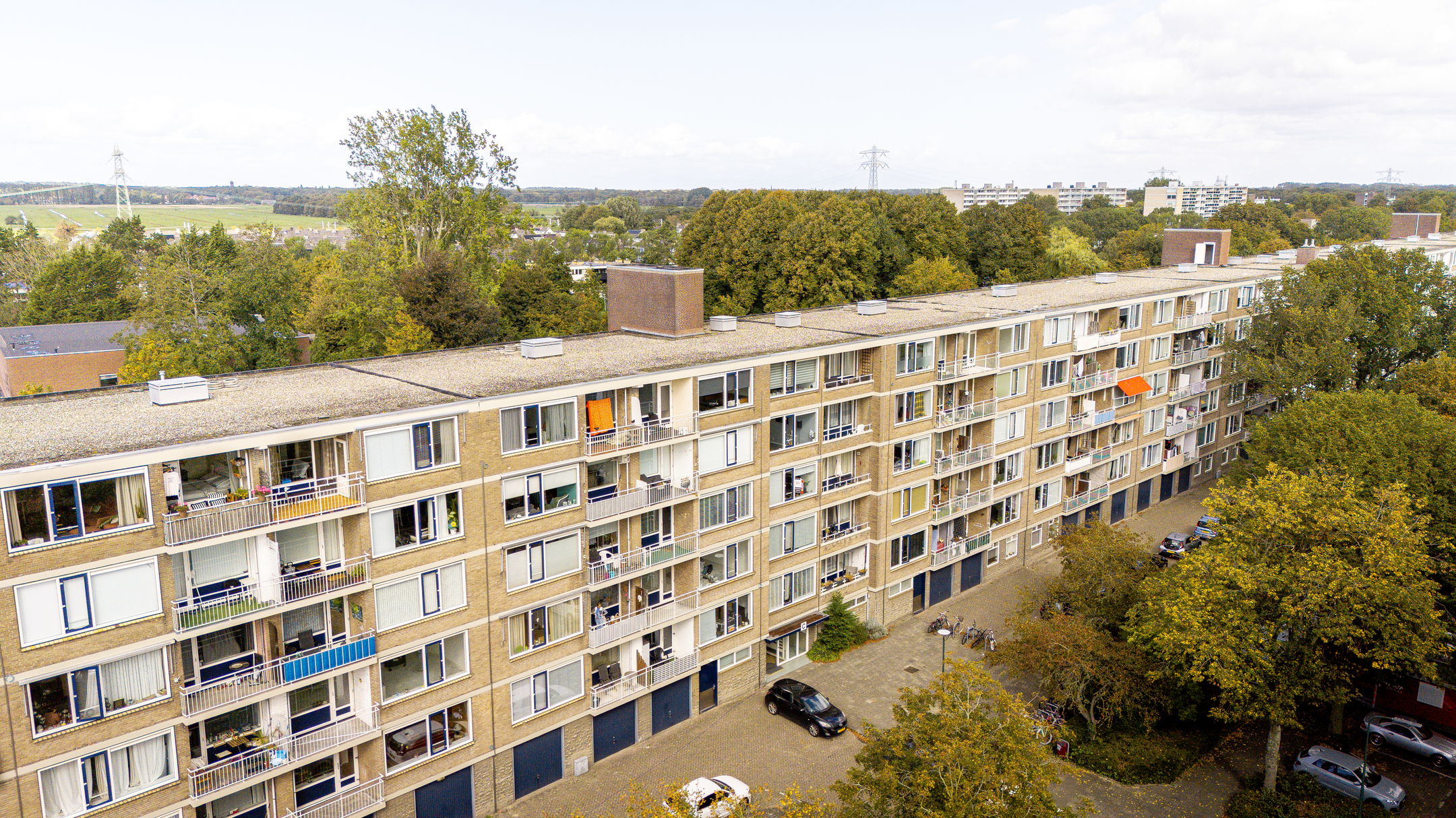 Foto 18 van Burgemeester Caan van Necklaan 342