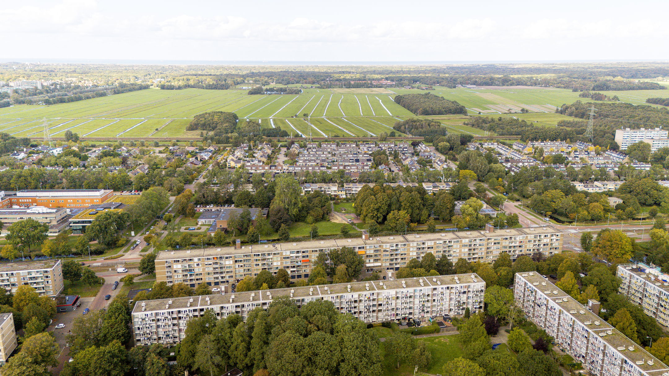 Foto 21 van Burgemeester Caan van Necklaan 342