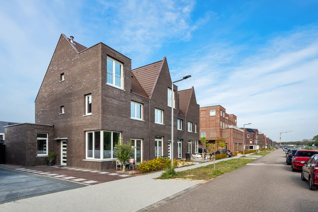 Foto 1 van Van der Duijn van Maasdamweg 485