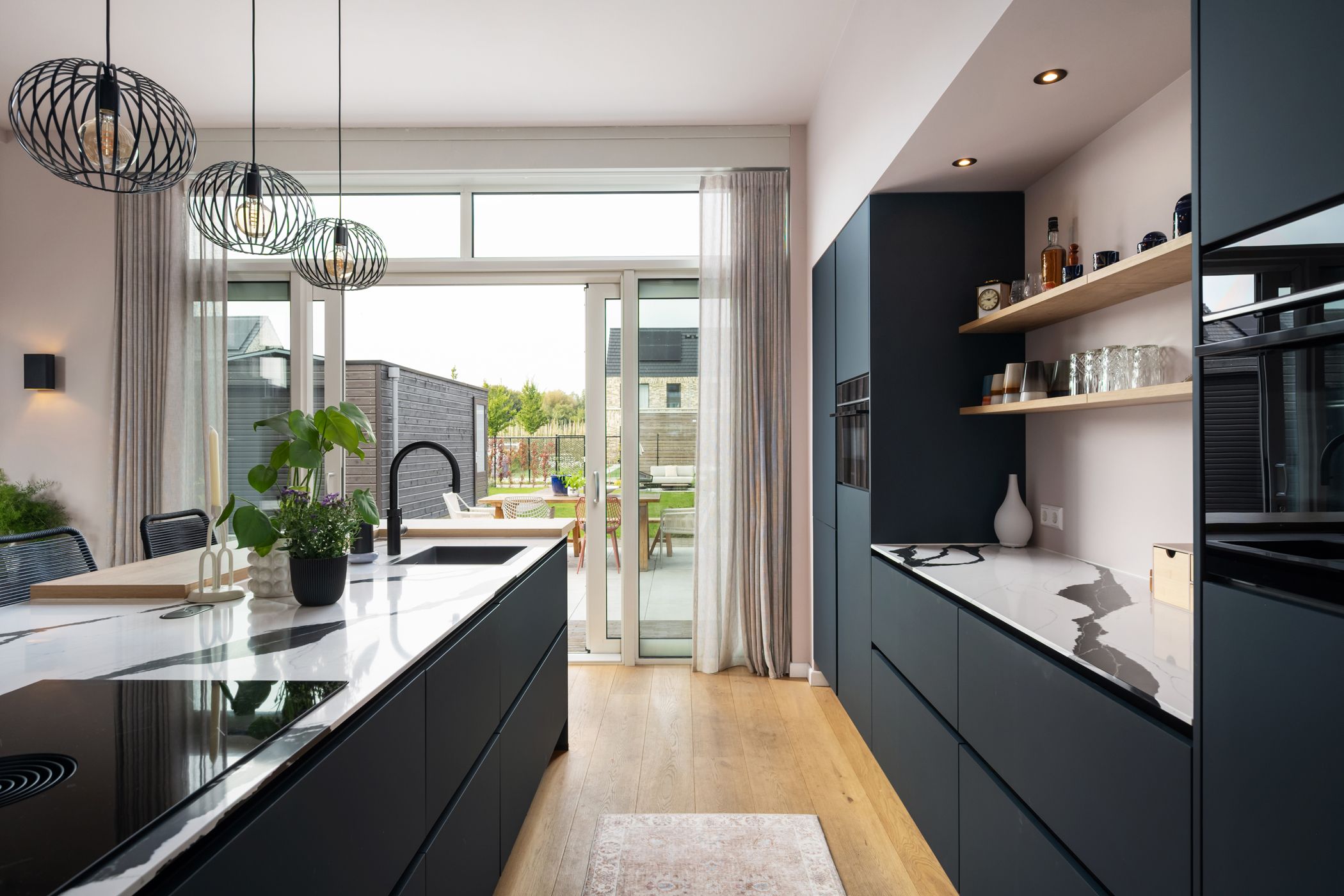 Foto 9 van Van der Duijn van Maasdamweg 485