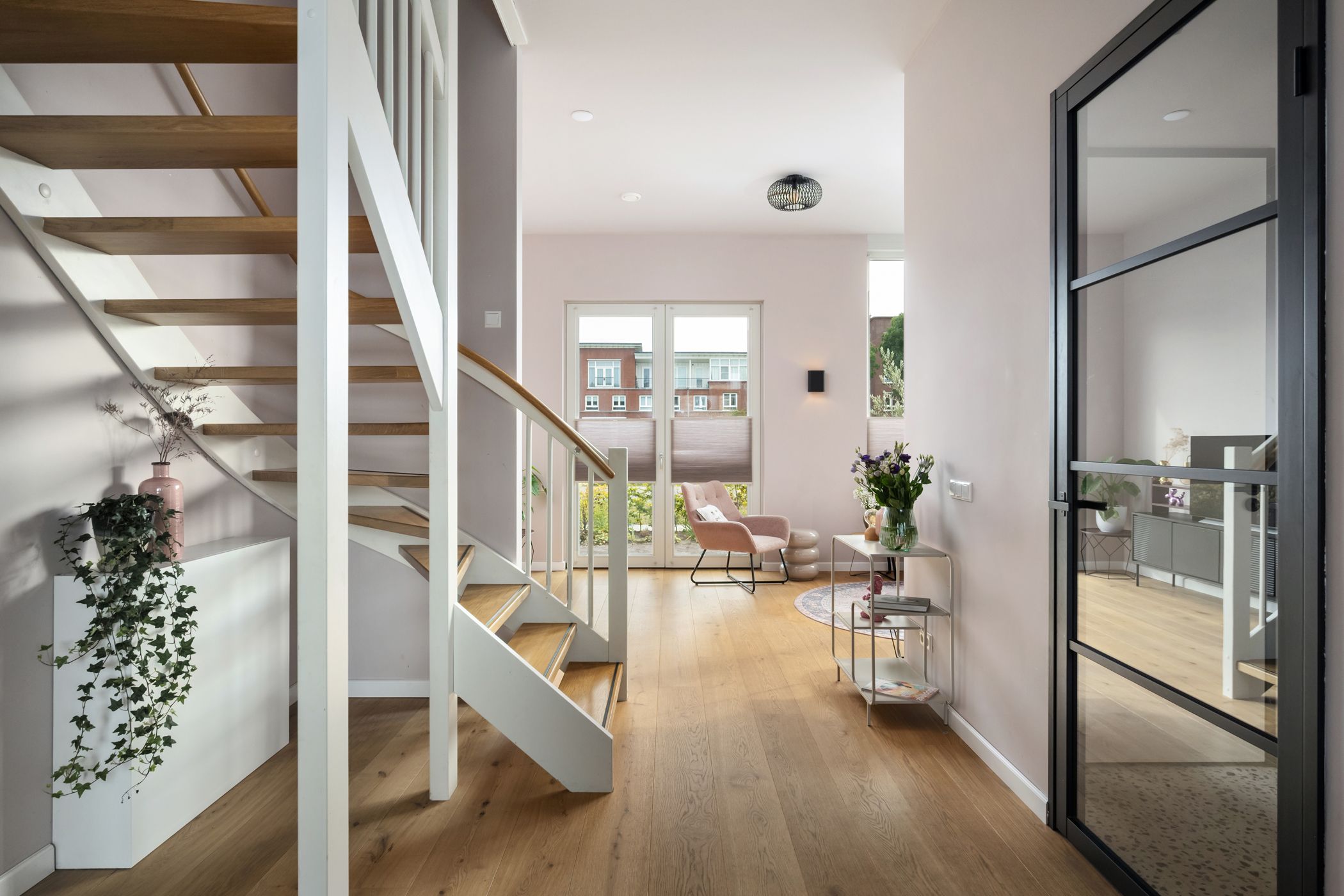 Foto 18 van Van der Duijn van Maasdamweg 485