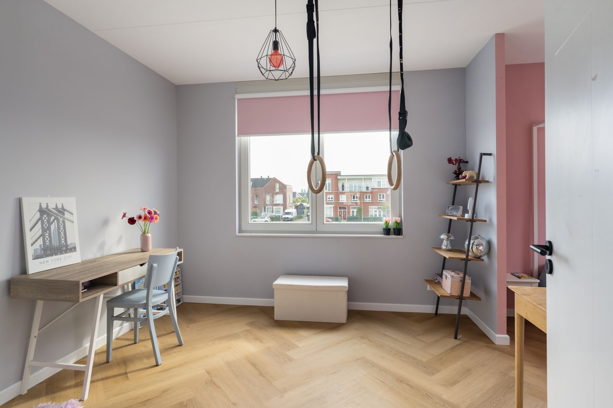 Foto 27 van Van der Duijn van Maasdamweg 485