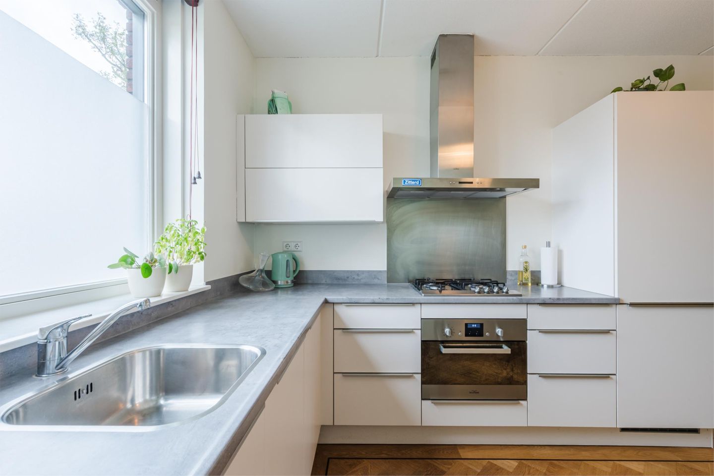 Photo 10 of Henry Dunantlaan 12