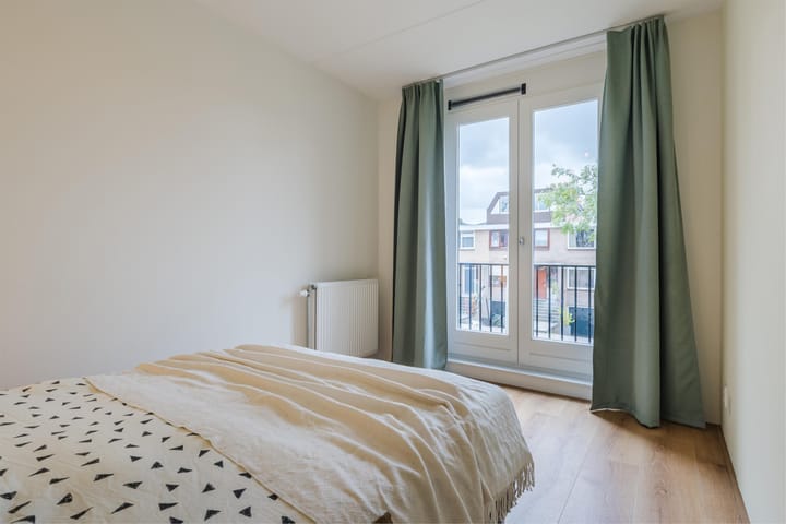 Foto 15 van Henry Dunantlaan 12