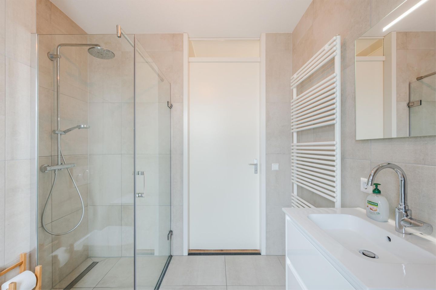 Photo 19 of Henry Dunantlaan 12