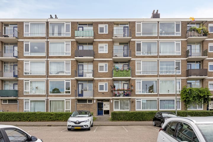 Foto 1 van Burgemeester Van Haarenlaan 819