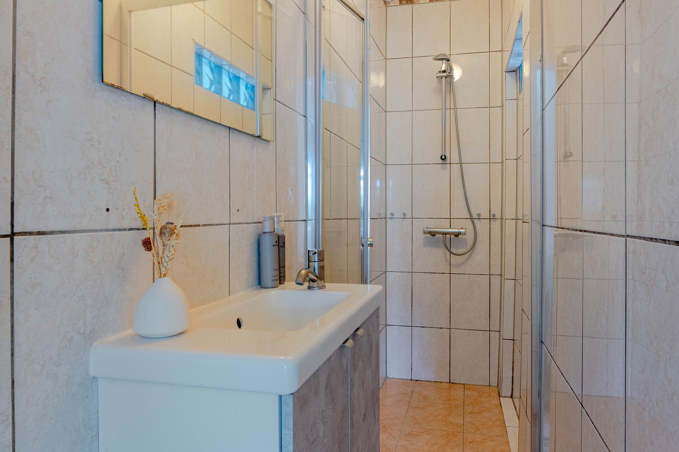 Foto 12 van Zwijndrechtsestraat 25