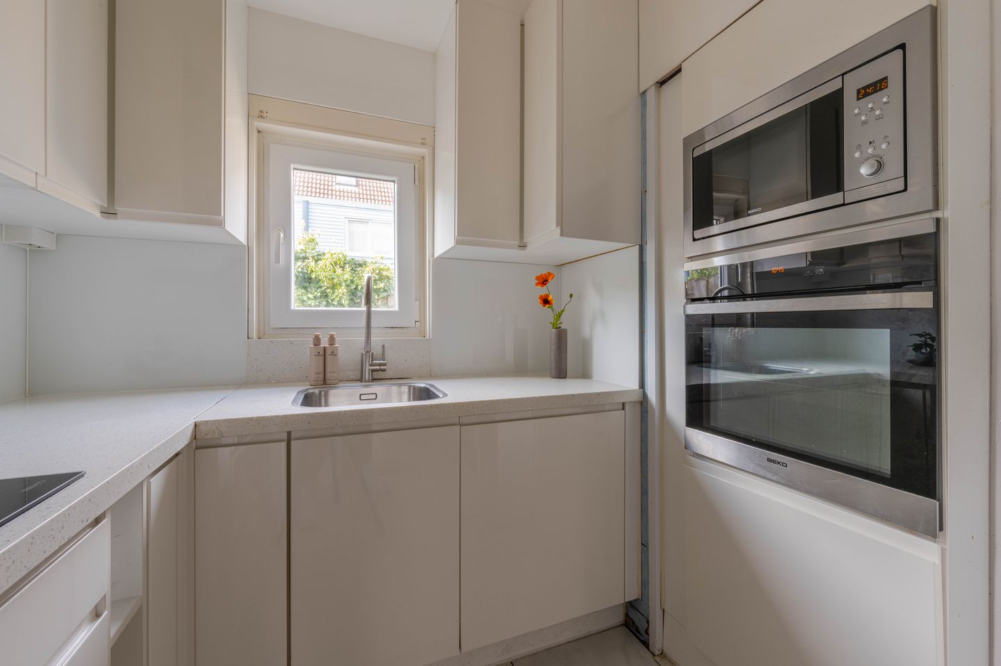 Foto 14 van Zwijndrechtsestraat 25