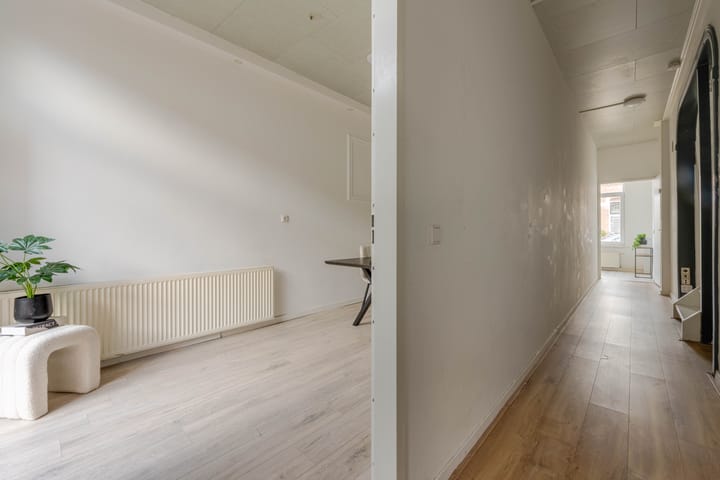 Photo 17 of Zwijndrechtsestraat 25