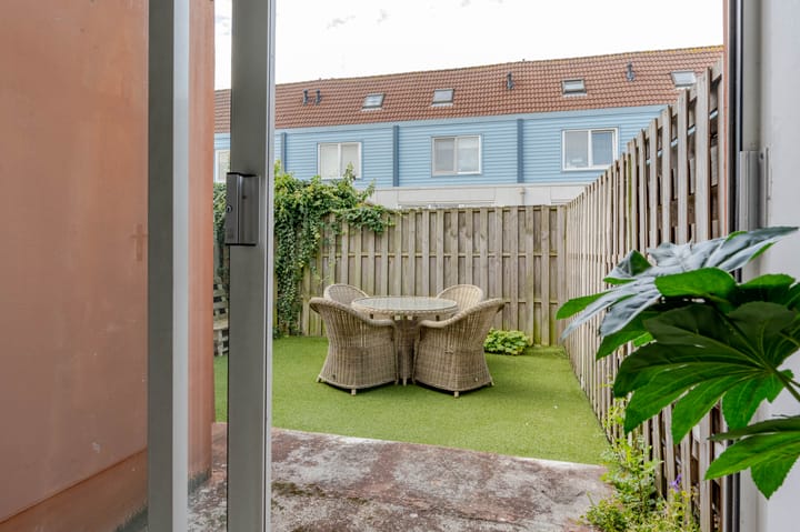 Photo 20 of Zwijndrechtsestraat 25