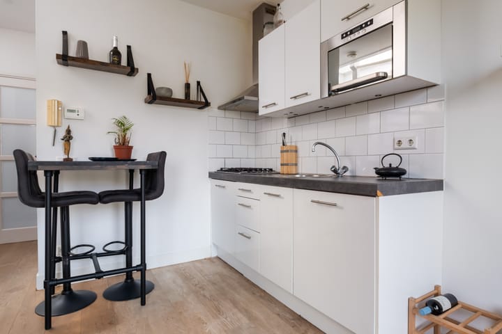 Foto 10 van Adelaarstraat 56-B