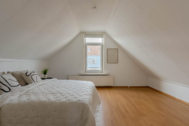 Photo 27 of Zwijndrechtsestraat 25