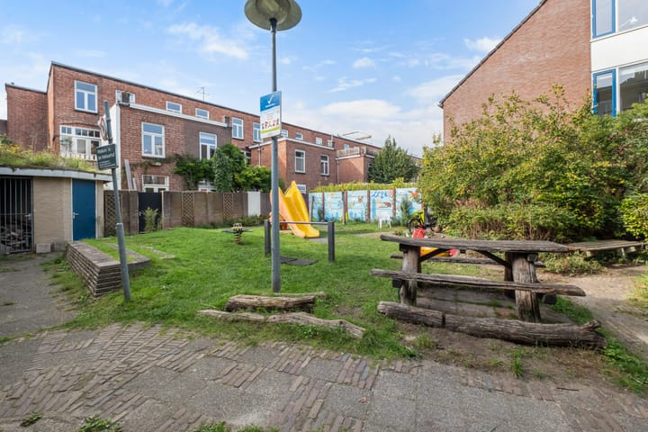 Foto 28 van Adelaarstraat 56-B