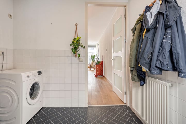 Foto 11 van Burgemeester Goeman Borgesiusstraat 34-D