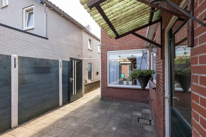 Foto 33 van Castorweg 117