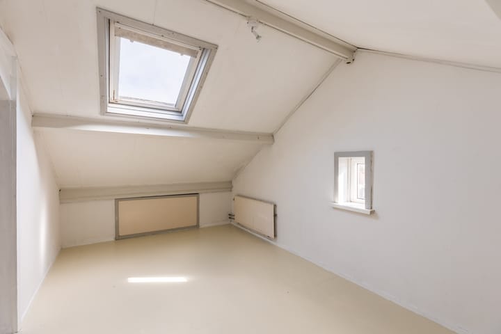 Foto 28 van Oostgraftdijk 9