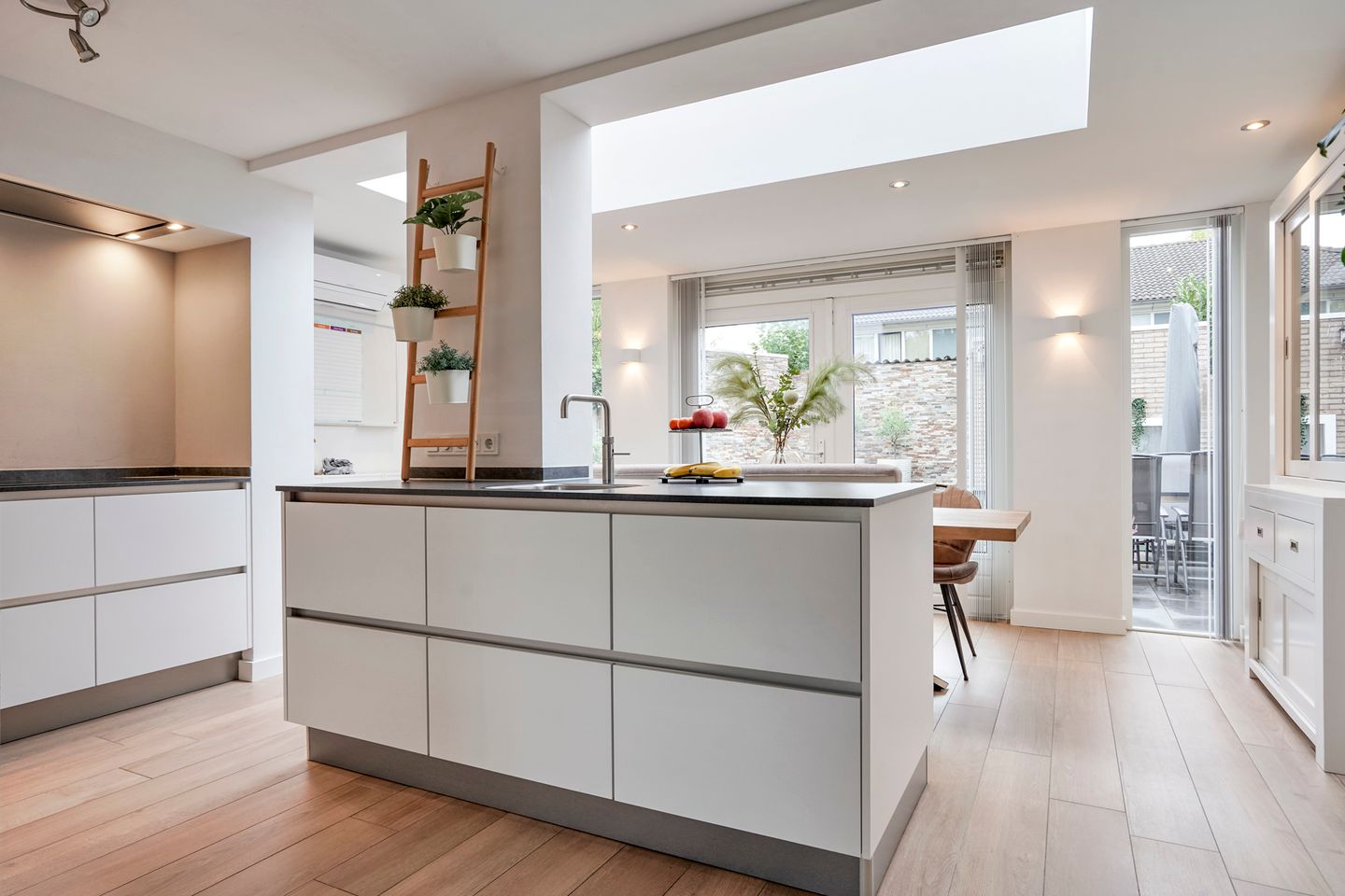 Foto 10 van Walessingel 9