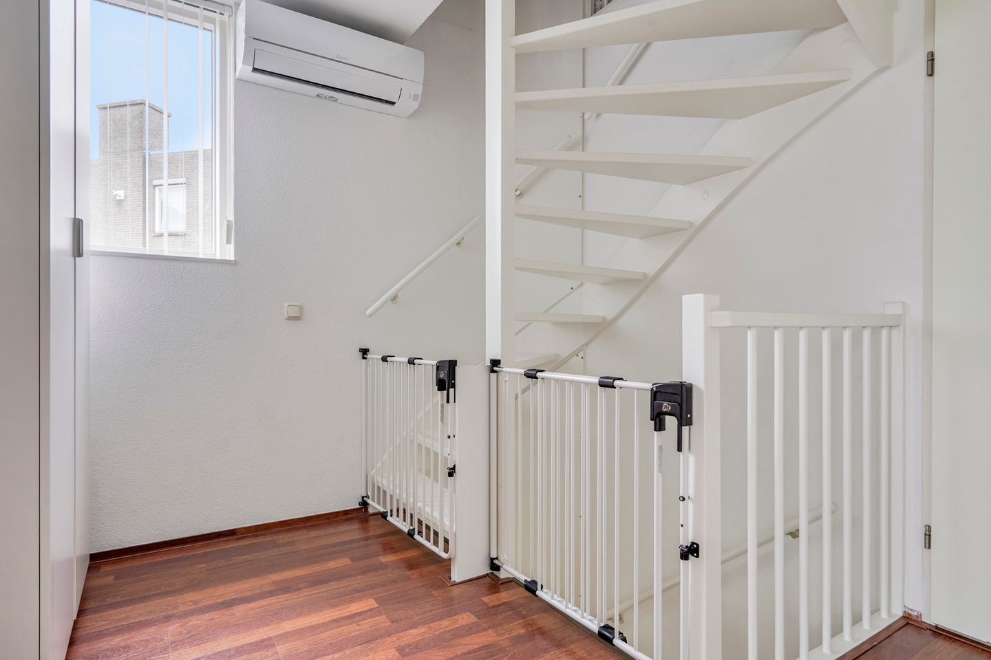 Foto 40 van Walessingel 9