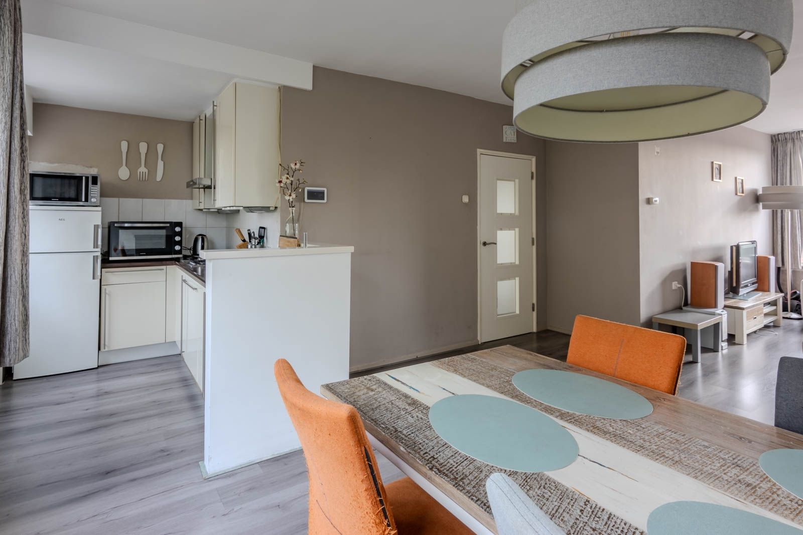 Photo 3 of Raadhuisstraat 25