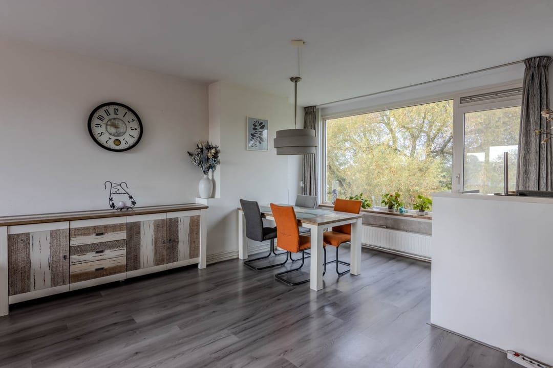 Photo 13 of Raadhuisstraat 25