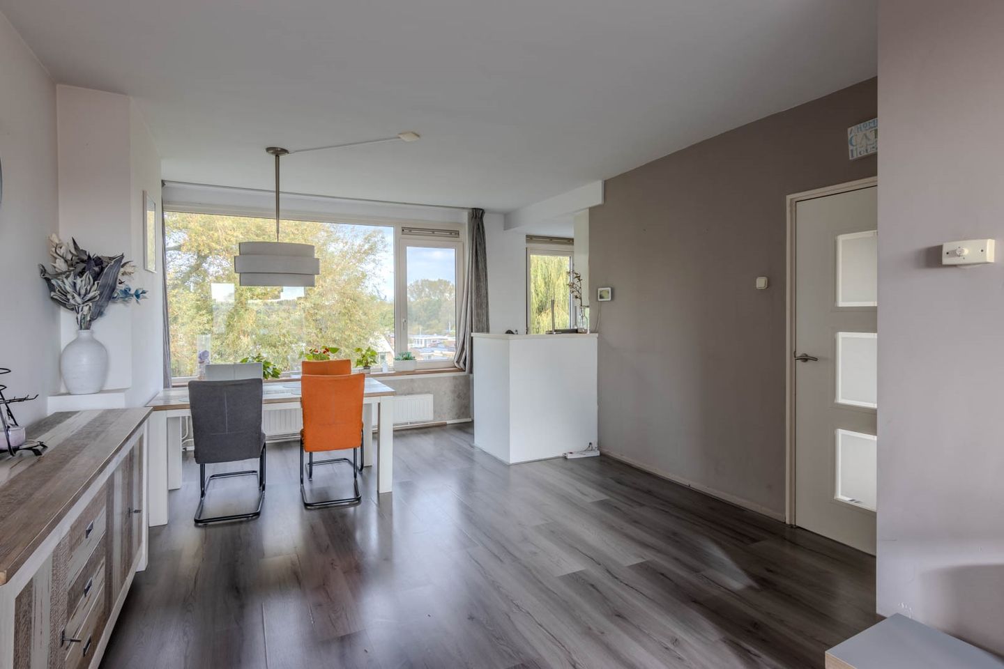 Photo 14 of Raadhuisstraat 25