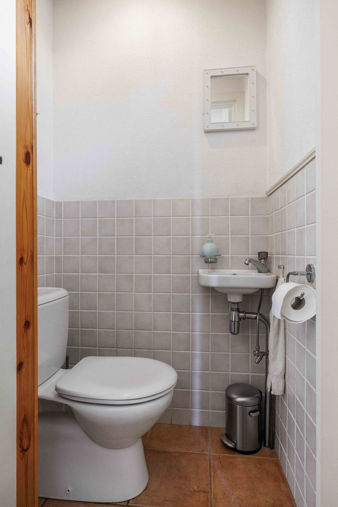 Photo 11 of Pastorieweg 10