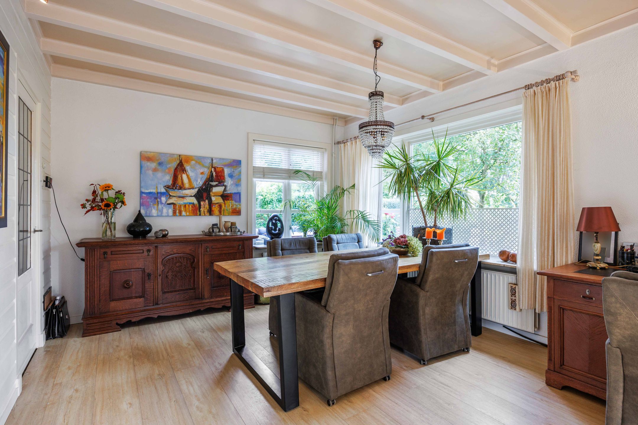 Photo 12 of Pastorieweg 10