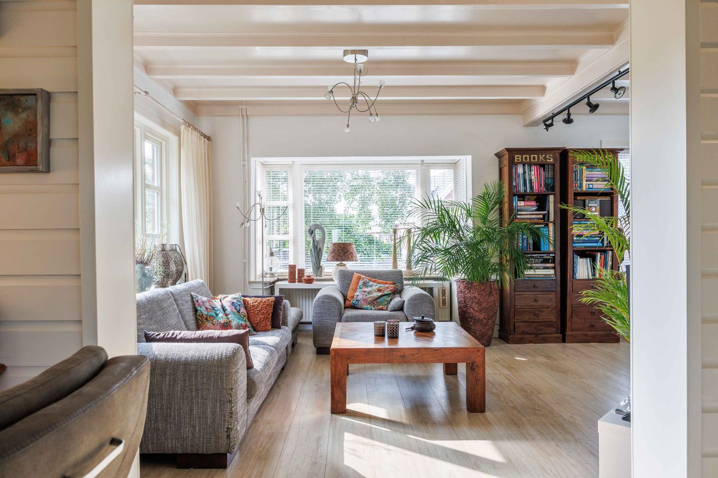 Photo 14 of Pastorieweg 10