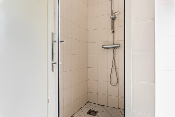 Photo 38 of Lierderstraat 9