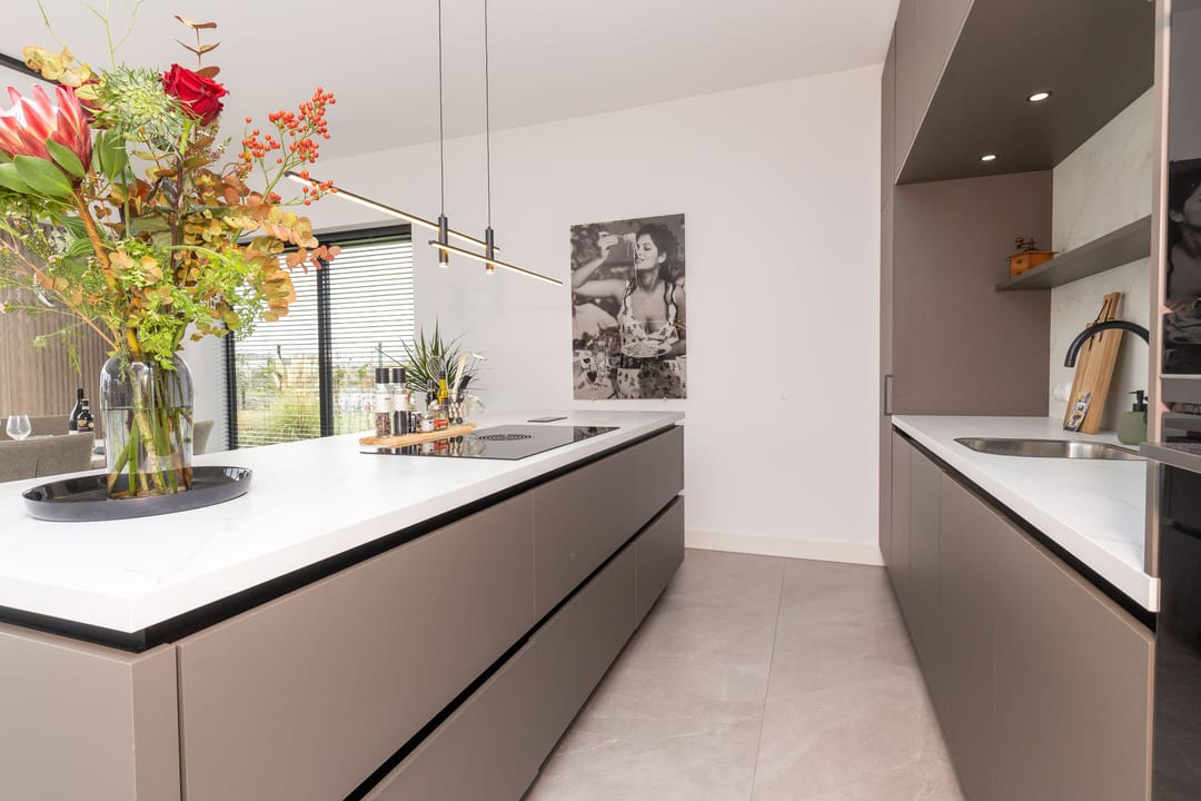 Foto 16 van Pluvierenweg 9-558