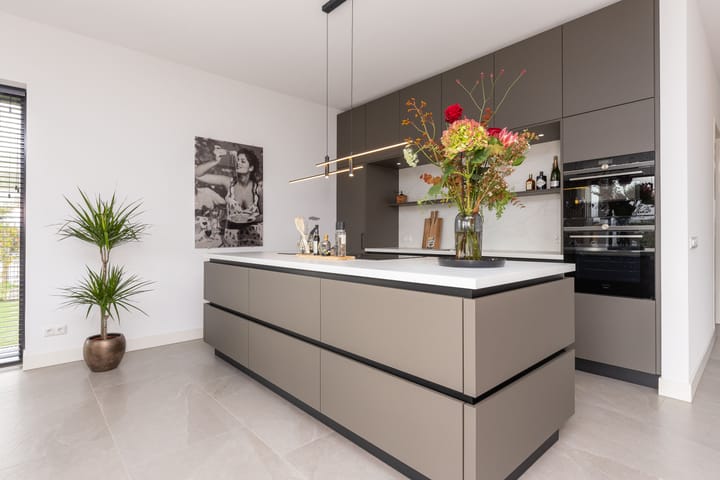 Foto 27 van Pluvierenweg 9-558