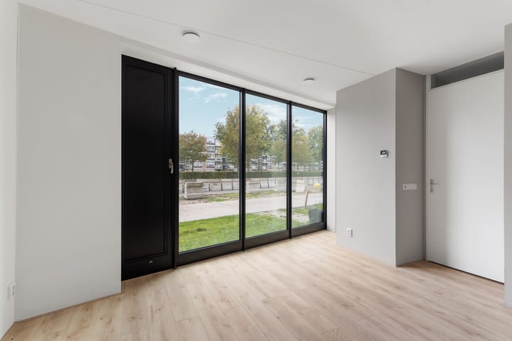 Foto 13 van Europaweg 1303