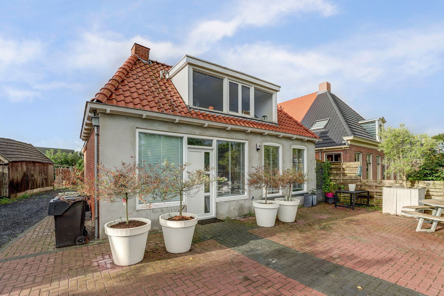 Photo 1 of JH van Aismawei 34