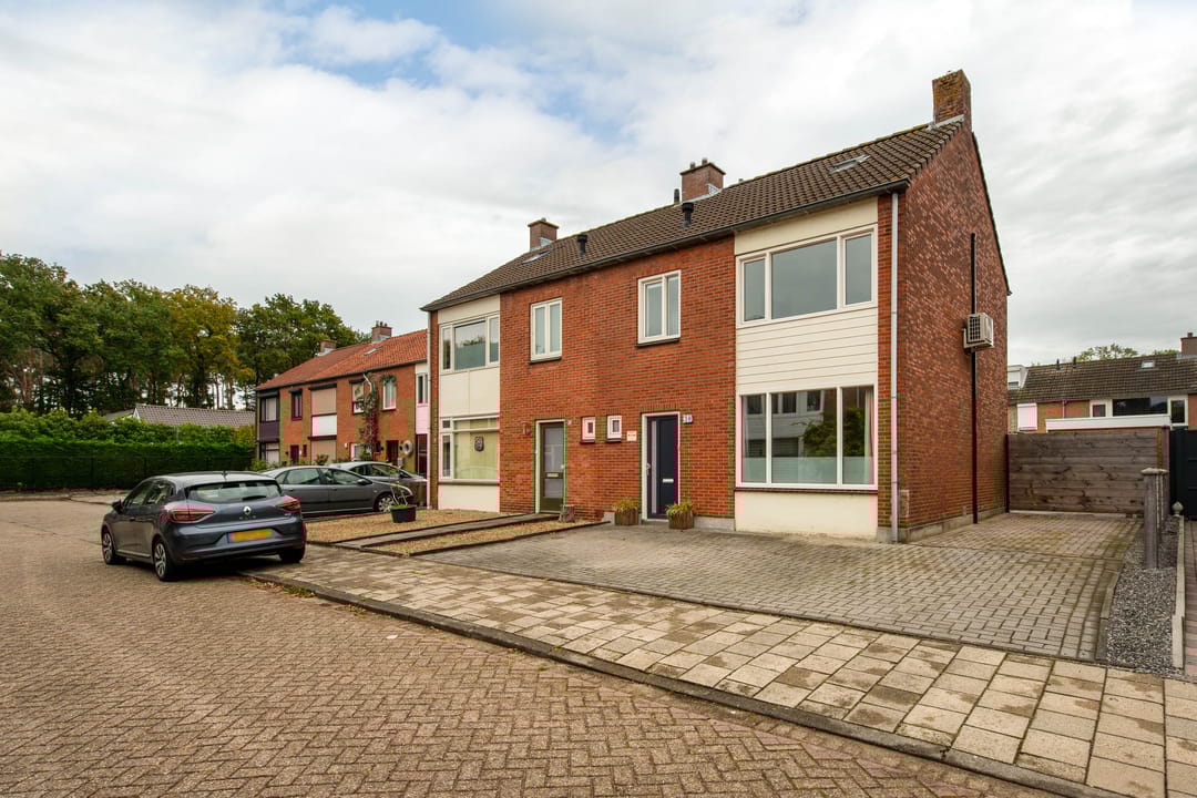 Foto 32 van Pastoor de Witstraat 10