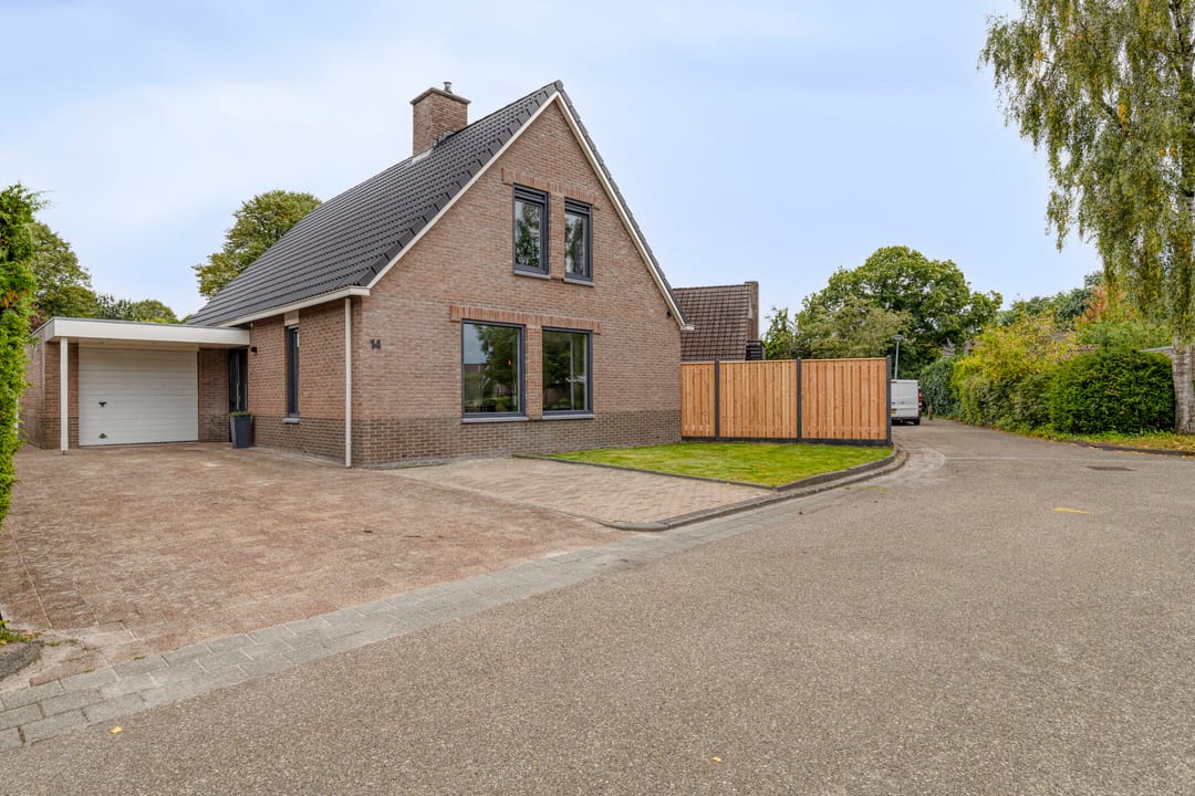 Foto 1 van Strausslaan 14