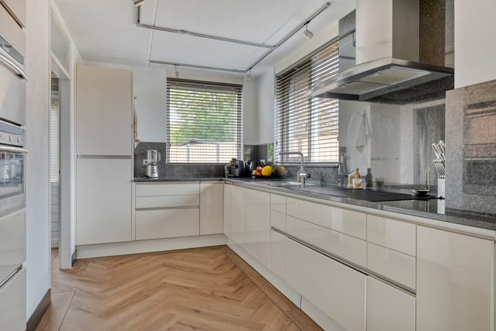 Photo 3 of Strausslaan 14