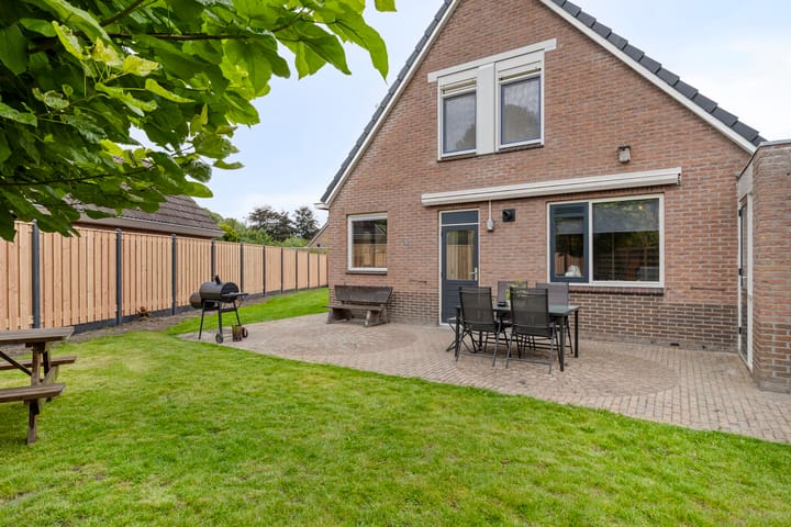 Photo 41 of Strausslaan 14