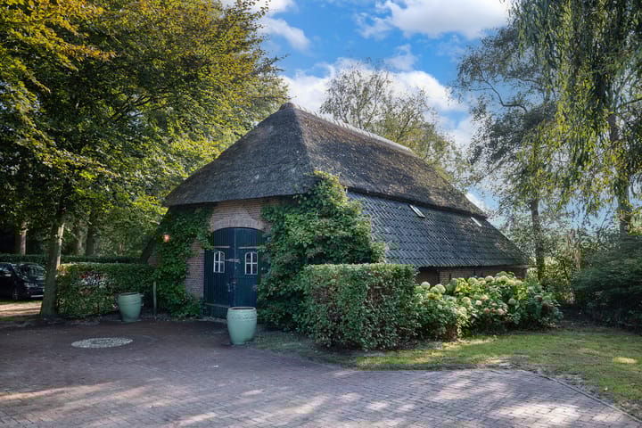 Foto 63 van Burgemeester Frieswijkweg 22