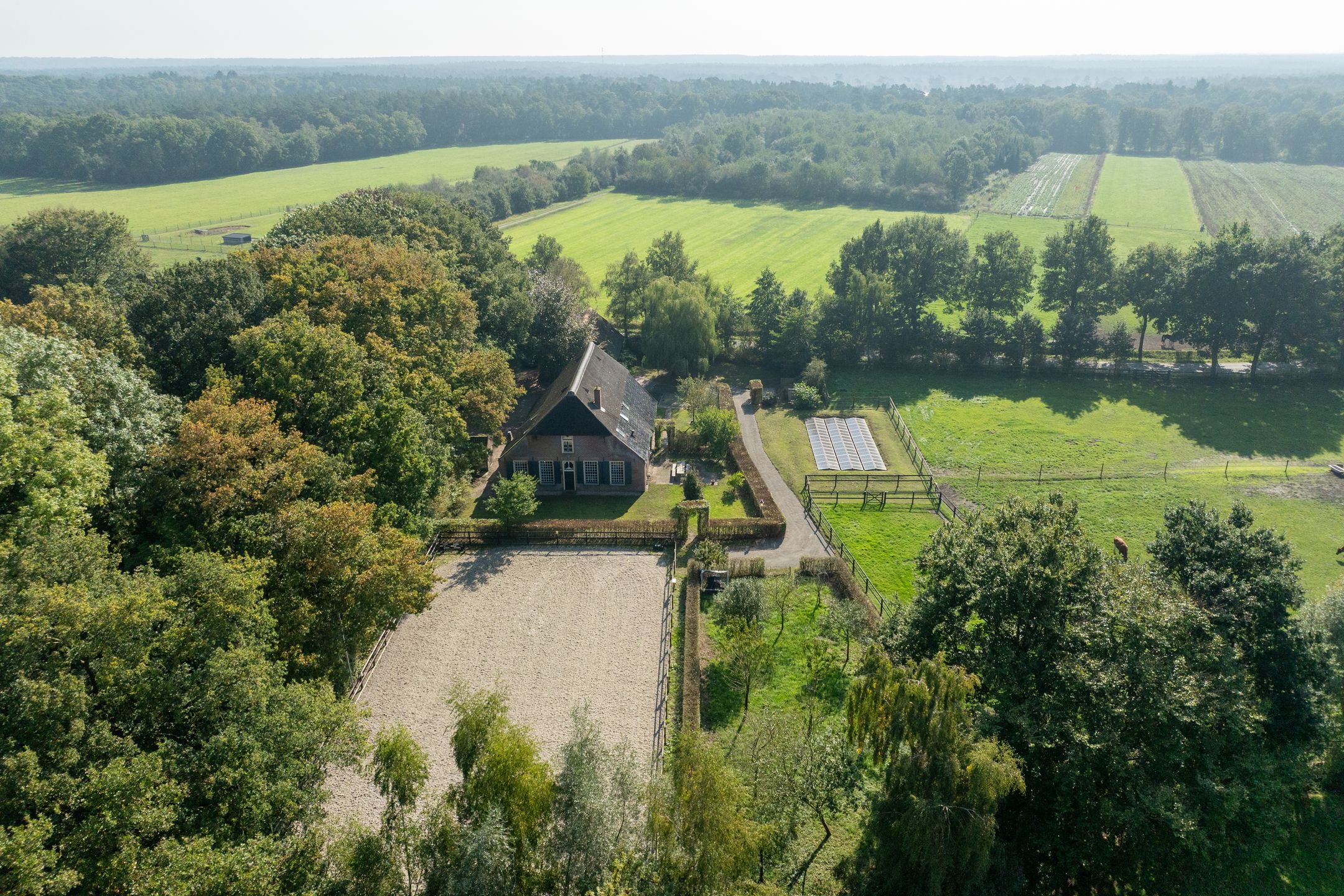 Foto 78 van Burgemeester Frieswijkweg 22