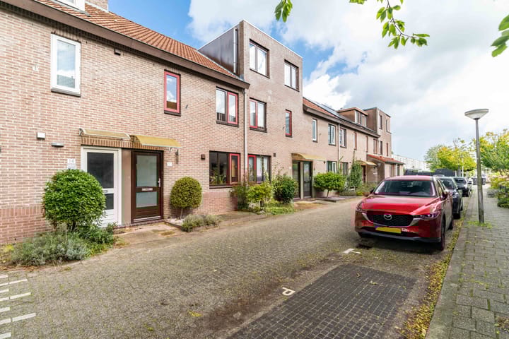 Foto 2 van Leeuweriklaan 12