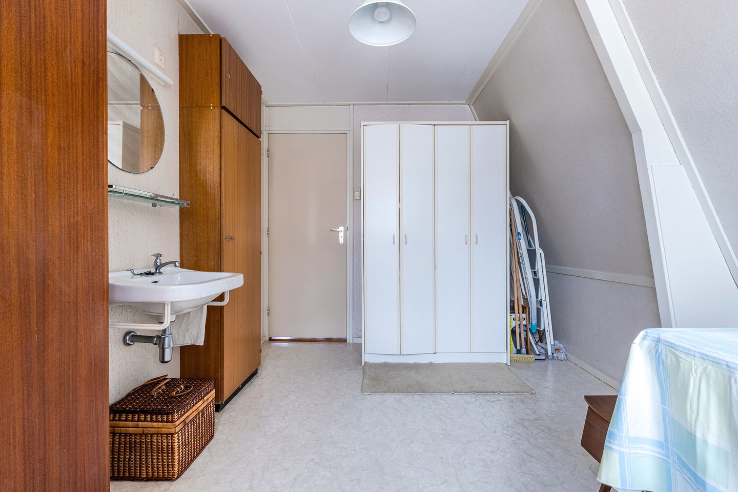 Photo 35 of Julianastraat 38