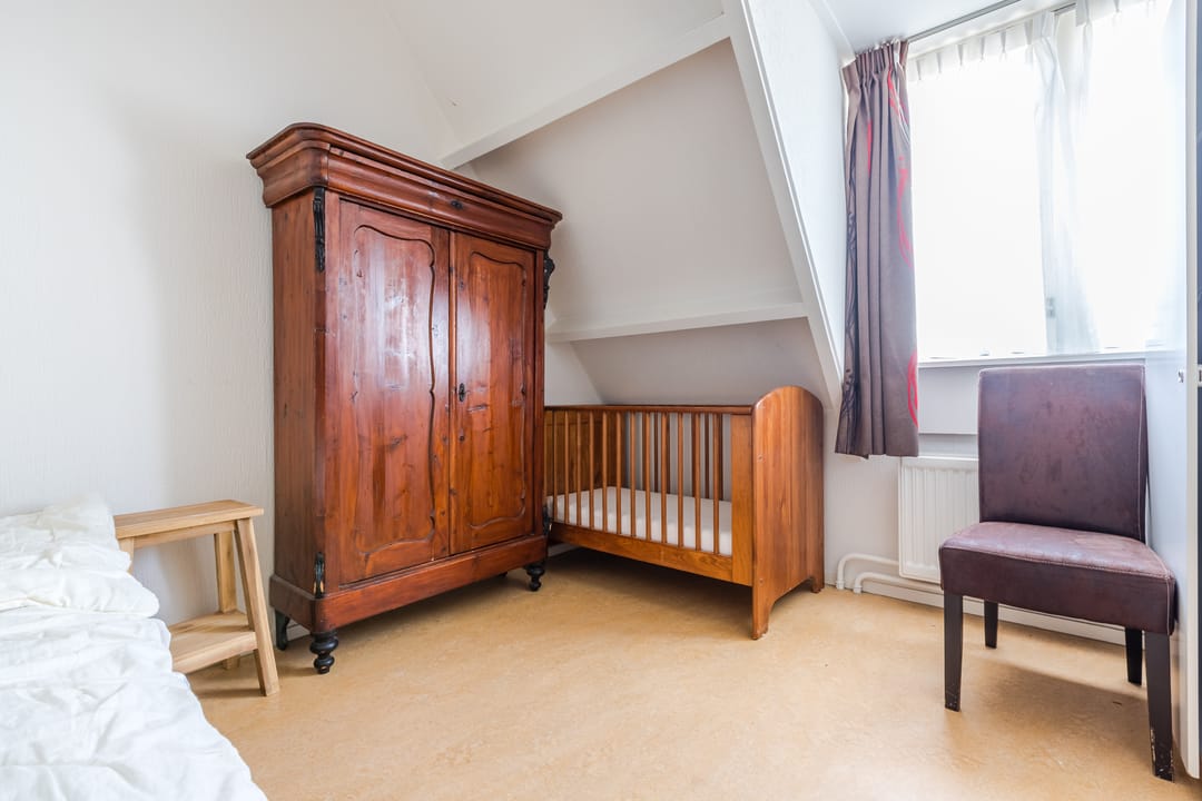 Photo 61 of Julianastraat 38