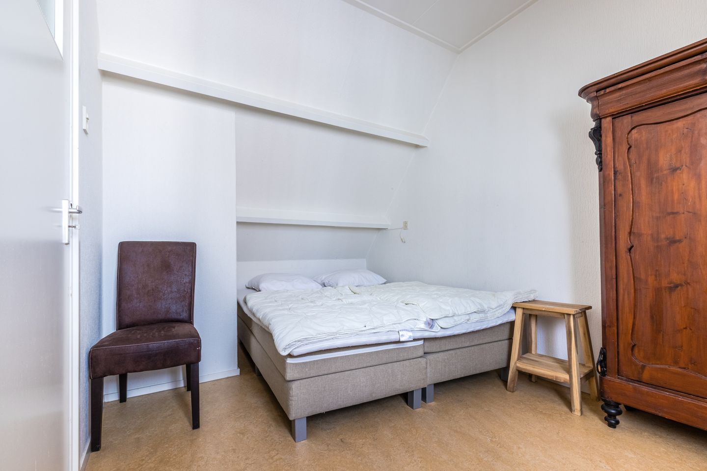 Photo 64 of Julianastraat 38