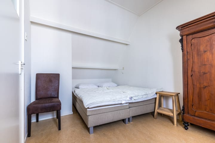 Photo 64 of Julianastraat 38