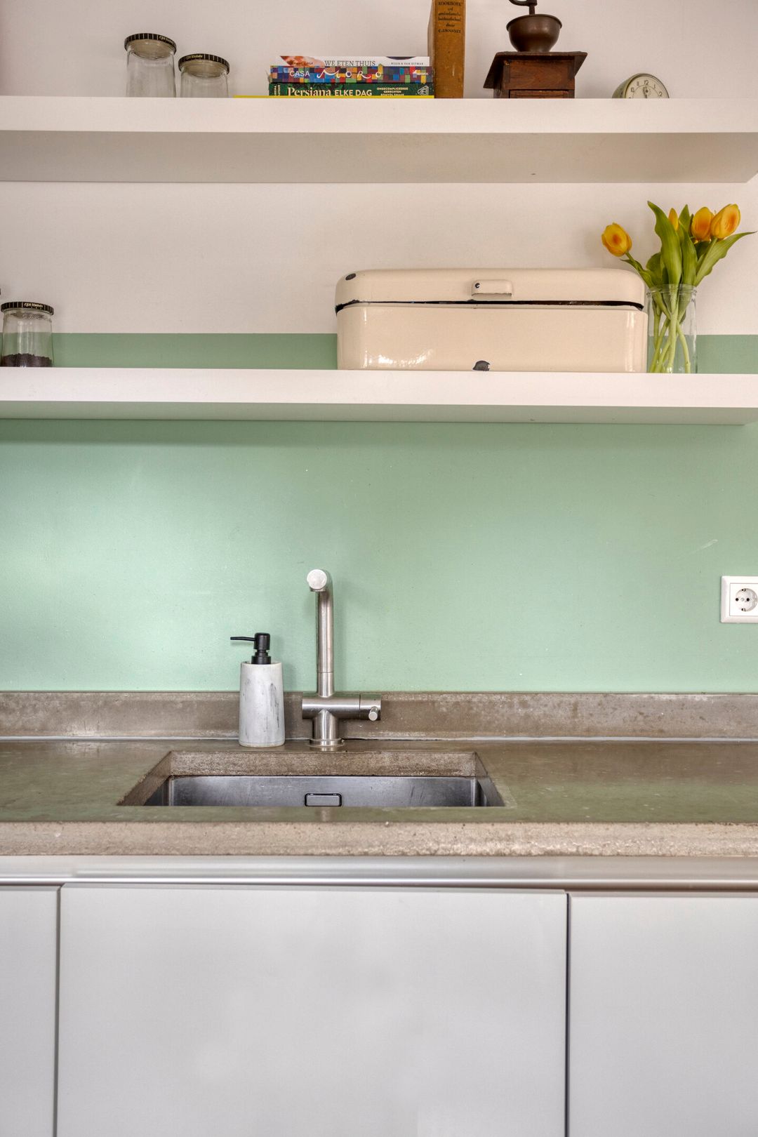 Foto 11 van Middenweg 500