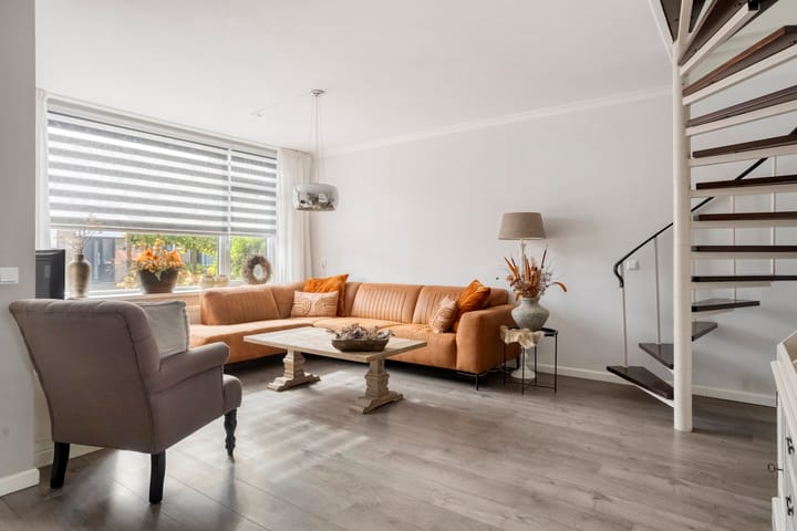 Foto 5 van Meidoornhof 8