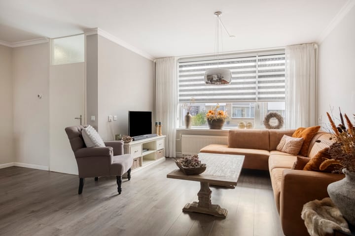 Foto 6 van Meidoornhof 8